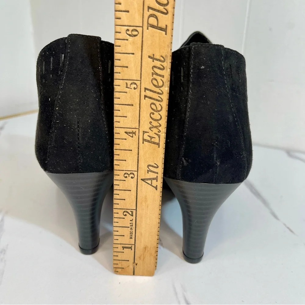 Karen Scott black ankle booties - size 9.5 with the cut-out detailing